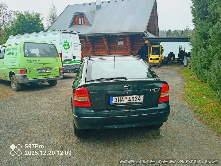 Opel Astra DF112 1,8 16V 1998