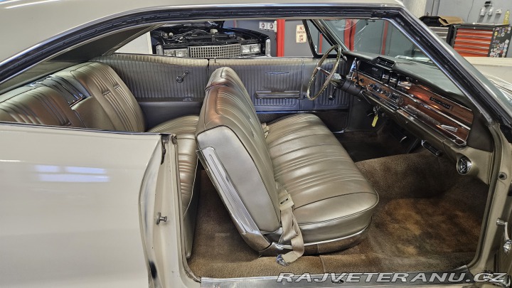 Pontiac Bonneville 389 V8 1965