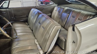 Pontiac Bonneville 389 V8 1965