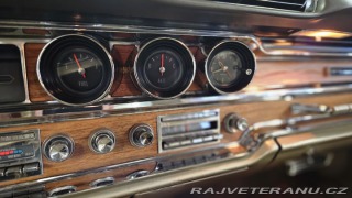 Pontiac Bonneville 389 V8 1965