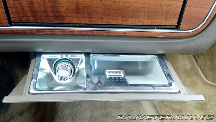 Lincoln Continental JY 1988