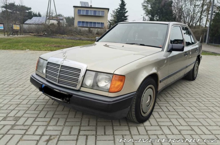 Mercedes-Benz E W124 1989