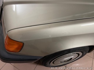 Mercedes-Benz E W124 1989