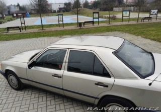 Mercedes-Benz E W124 1989