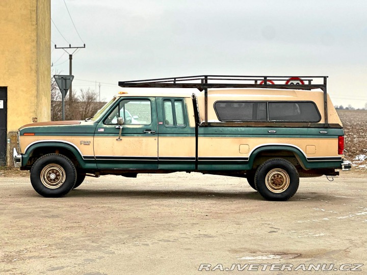 Ford F 250 7.5 V8 4X4 | XLT 1985