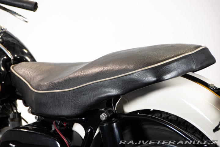 Triumph Ostatní modely THUNDERBIRD 650 1958