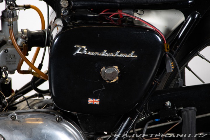 Triumph Ostatní modely THUNDERBIRD 650 1958