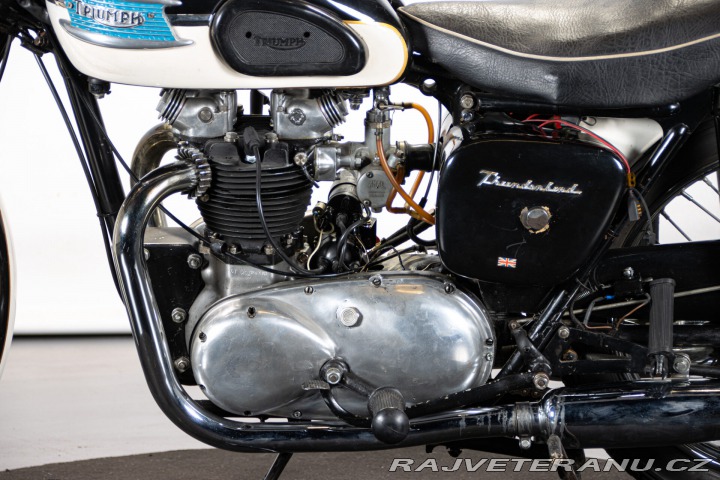 Triumph Ostatní modely THUNDERBIRD 650 1958