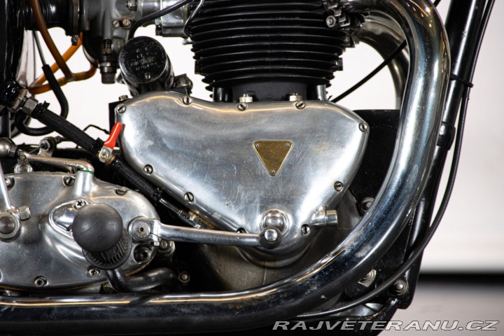 Triumph Ostatní modely THUNDERBIRD 650 1958