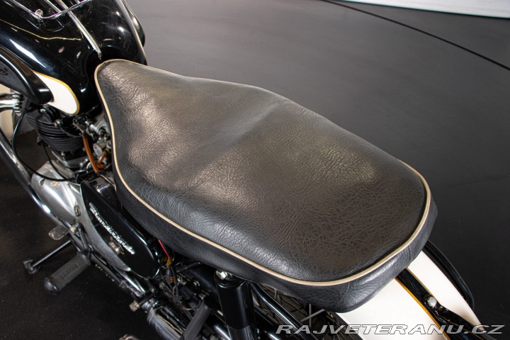 Triumph Ostatní modely THUNDERBIRD 650 1958