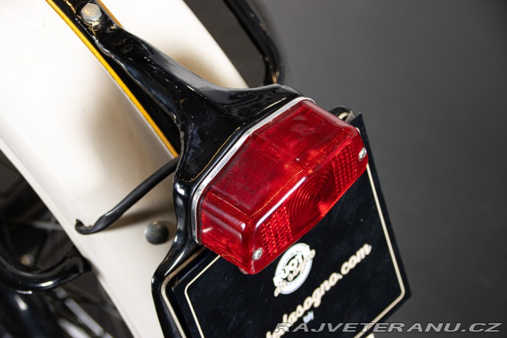 Triumph Ostatní modely THUNDERBIRD 650 1958