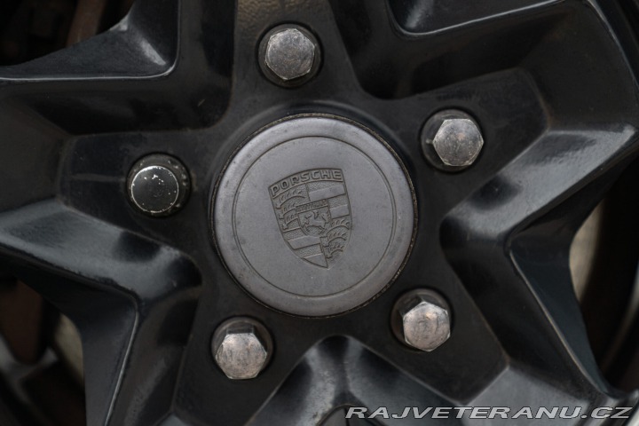 Porsche 944 1985