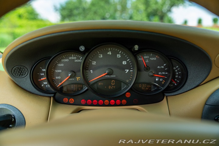 Porsche 911 996 (911) CARRERA 1999