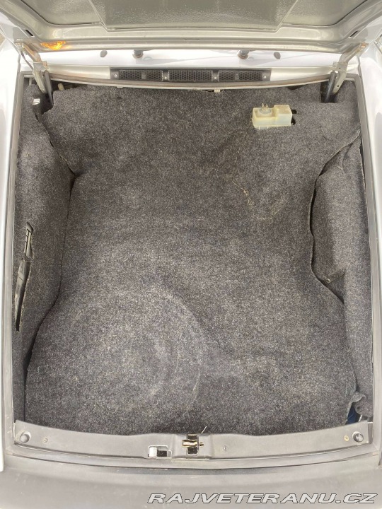 Porsche 911 Carrera 3.2 G50 1987