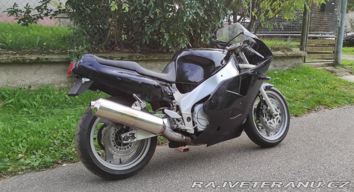 Yamaha Ostatní modely FZR 1000 EXUP 3LE 1989