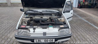 Peugeot 405 