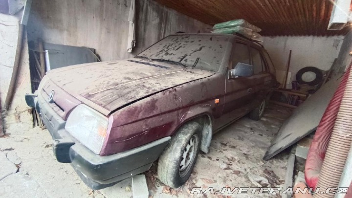 Škoda Forman Solitaire GLXi 1994