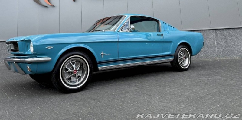 Ford Mustang Fastback