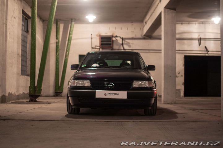 Opel Astra Cabrio Bertone 1994