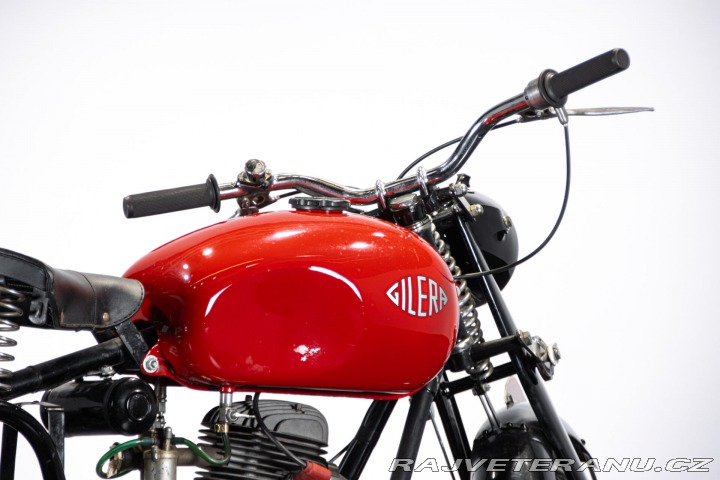 Ostatní značky Ostatní modely Gilera 150 FORCELLA STAMPATA 1951