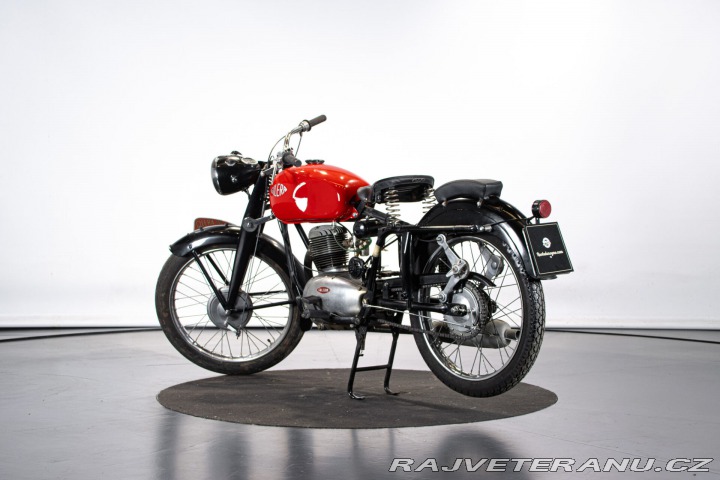 Ostatní značky Ostatní modely Gilera 150 FORCELLA STAMPATA 1951