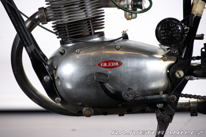 Ostatní značky Ostatní modely Gilera 150 FORCELLA STAMPATA 1951