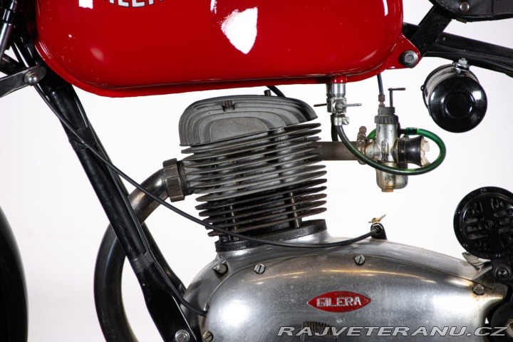 Ostatní značky Ostatní modely Gilera 150 FORCELLA STAMPATA 1951
