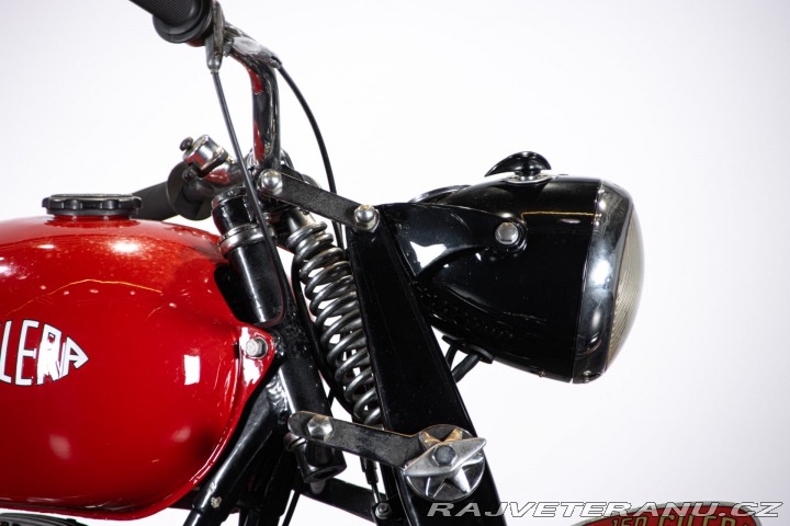 Ostatní značky Ostatní modely Gilera 150 FORCELLA STAMPATA 1951