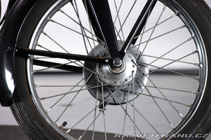 Ostatní značky Ostatní modely Gilera 150 FORCELLA STAMPATA 1951