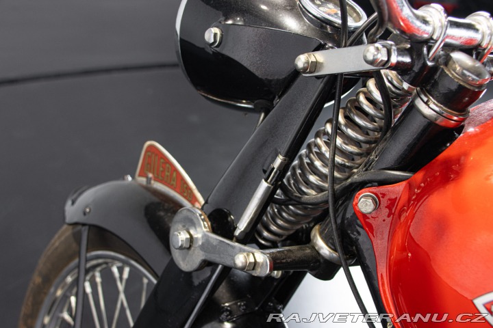 Ostatní značky Ostatní modely Gilera 150 FORCELLA STAMPATA 1951