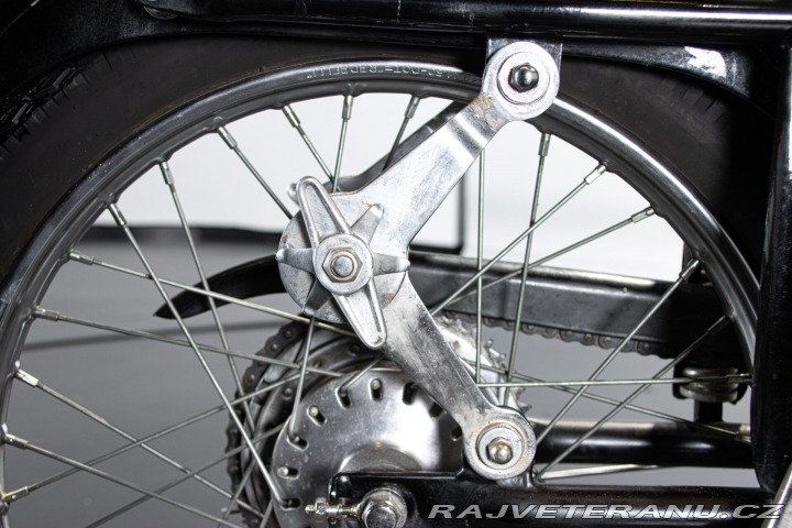 Ostatní značky Ostatní modely Gilera 150 FORCELLA STAMPATA 1951