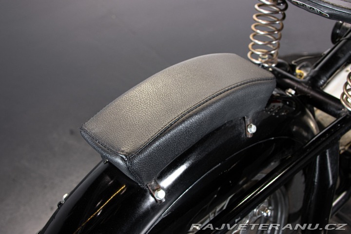 Ostatní značky Ostatní modely Gilera 150 FORCELLA STAMPATA 1951