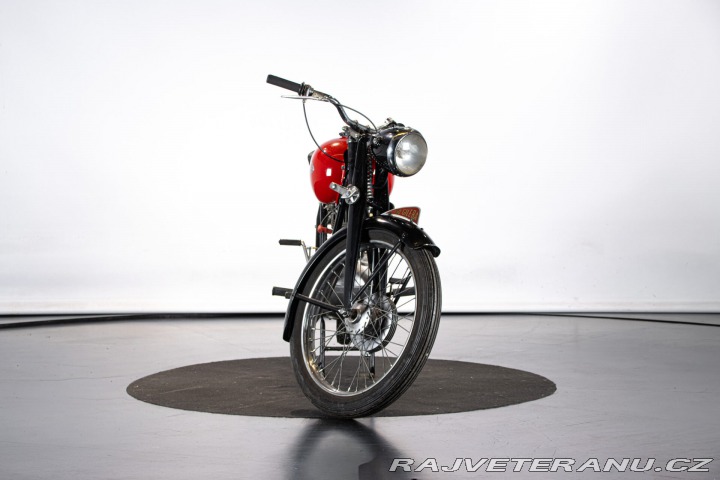Ostatní značky Ostatní modely Gilera 150 FORCELLA STAMPATA 1951