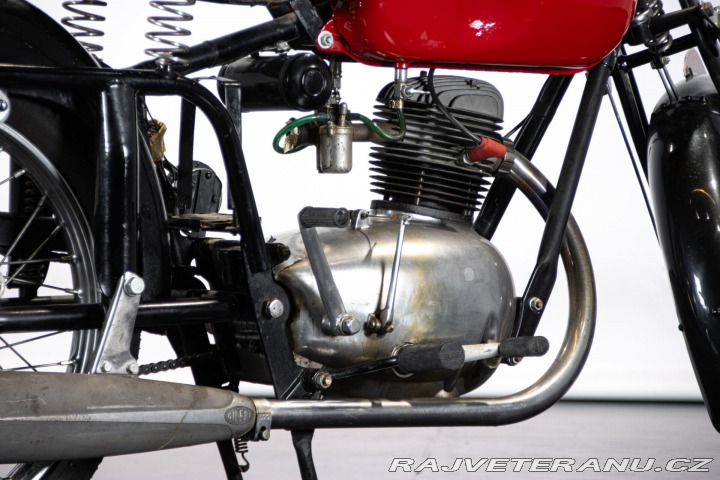Ostatní značky Ostatní modely Gilera 150 FORCELLA STAMPATA 1951