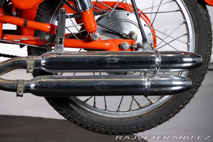 Ostatní značky Ostatní modely Gilera 175 ROSSO EXTRA 1956