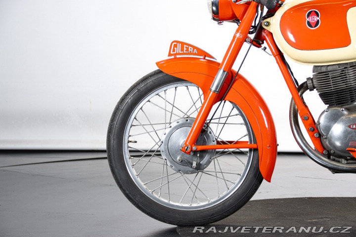 Ostatní značky Ostatní modely Gilera 175 ROSSO EXTRA 1956