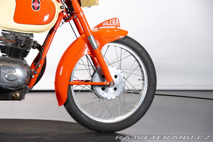 Ostatní značky Ostatní modely Gilera 175 ROSSO EXTRA 1956