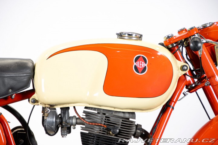 Ostatní značky Ostatní modely Gilera 175 ROSSO EXTRA 1956