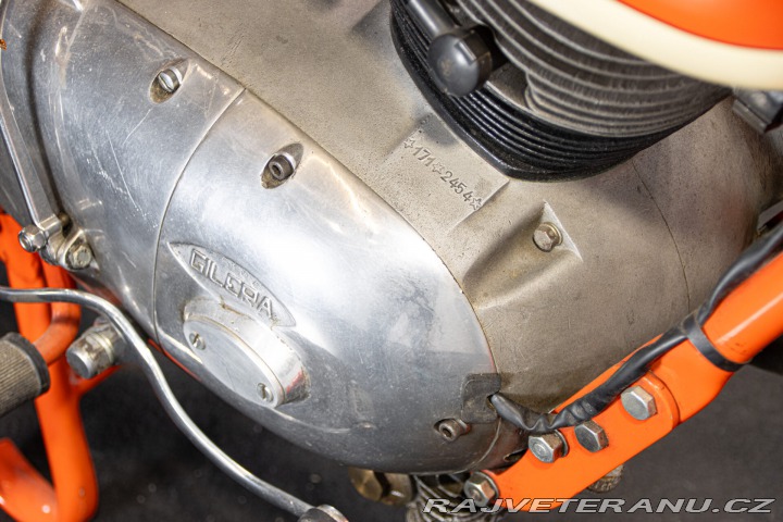Ostatní značky Ostatní modely Gilera 175 ROSSO EXTRA 1956
