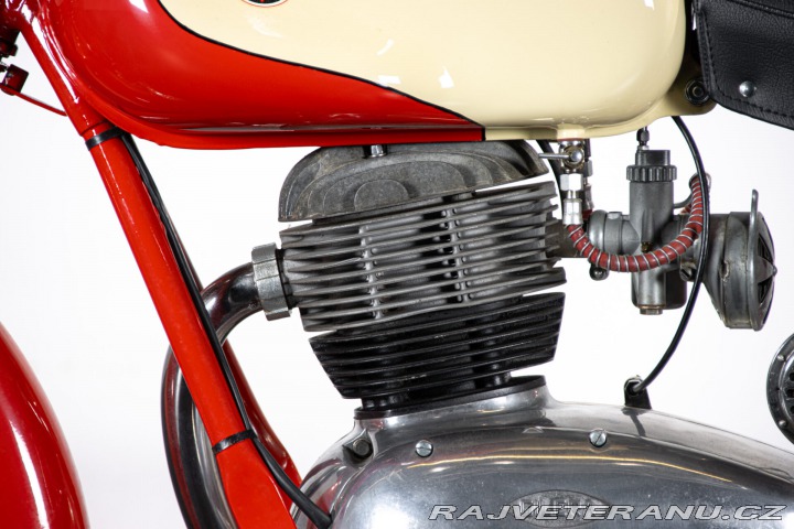 Ostatní značky Ostatní modely Gilera 150 ROSSA SUPER 1956