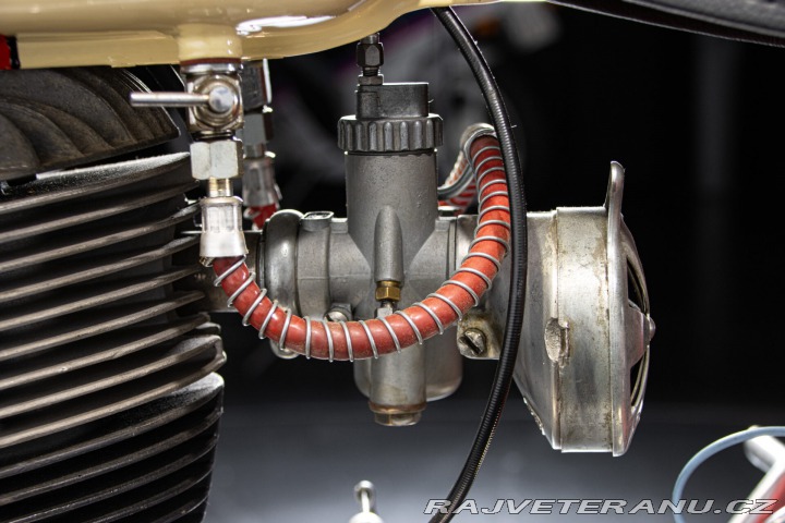 Ostatní značky Ostatní modely Gilera 150 ROSSA SUPER 1956