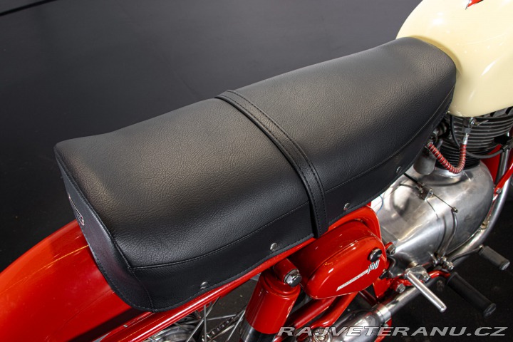 Ostatní značky Ostatní modely Gilera 150 ROSSA SUPER 1956