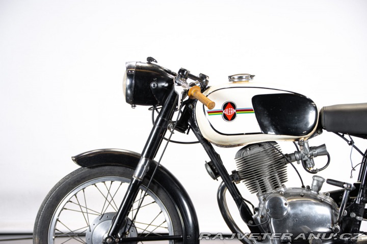 Ostatní značky Ostatní modely Gilera 124 6 GIORNI SPECIAL 1962