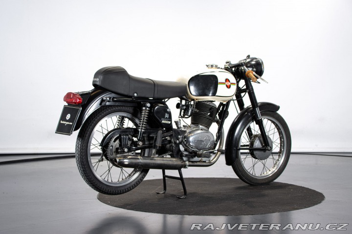 Ostatní značky Ostatní modely Gilera 124 6 GIORNI SPECIAL 1962