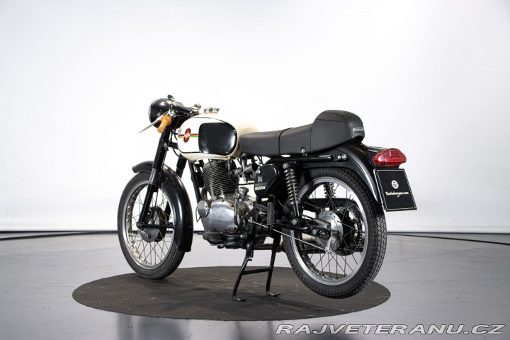 Ostatní značky Ostatní modely Gilera 124 6 GIORNI SPECIAL 1962