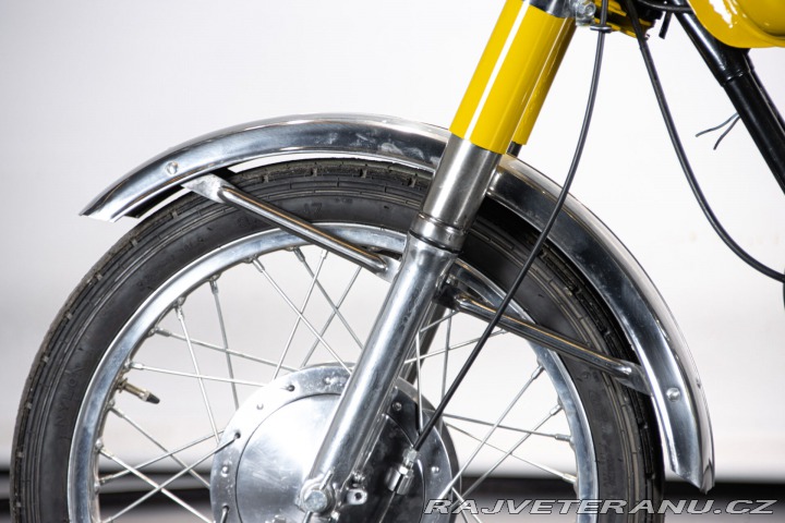 Ostatní značky Ostatní modely Gilera 150 5V AUTOSTRADA 1971