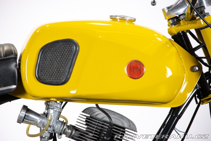 Ostatní značky Ostatní modely Gilera 150 5V AUTOSTRADA 1971