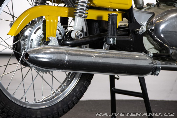 Ostatní značky Ostatní modely Gilera 150 5V AUTOSTRADA 1971