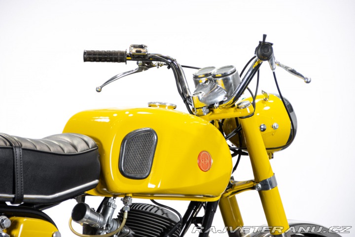 Ostatní značky Ostatní modely Gilera 150 5V AUTOSTRADA 1971