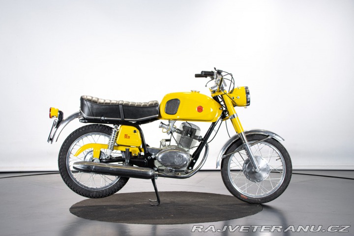Ostatní značky Ostatní modely Gilera 150 5V AUTOSTRADA 1971